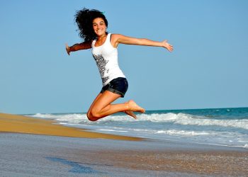 100 Healthy Ways to Detox Your Life!